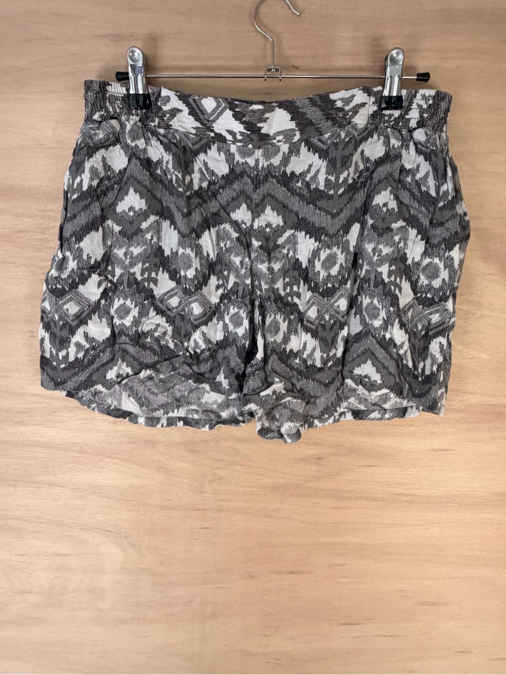 Kavu Grey and White Aztec High-Waist Shorts